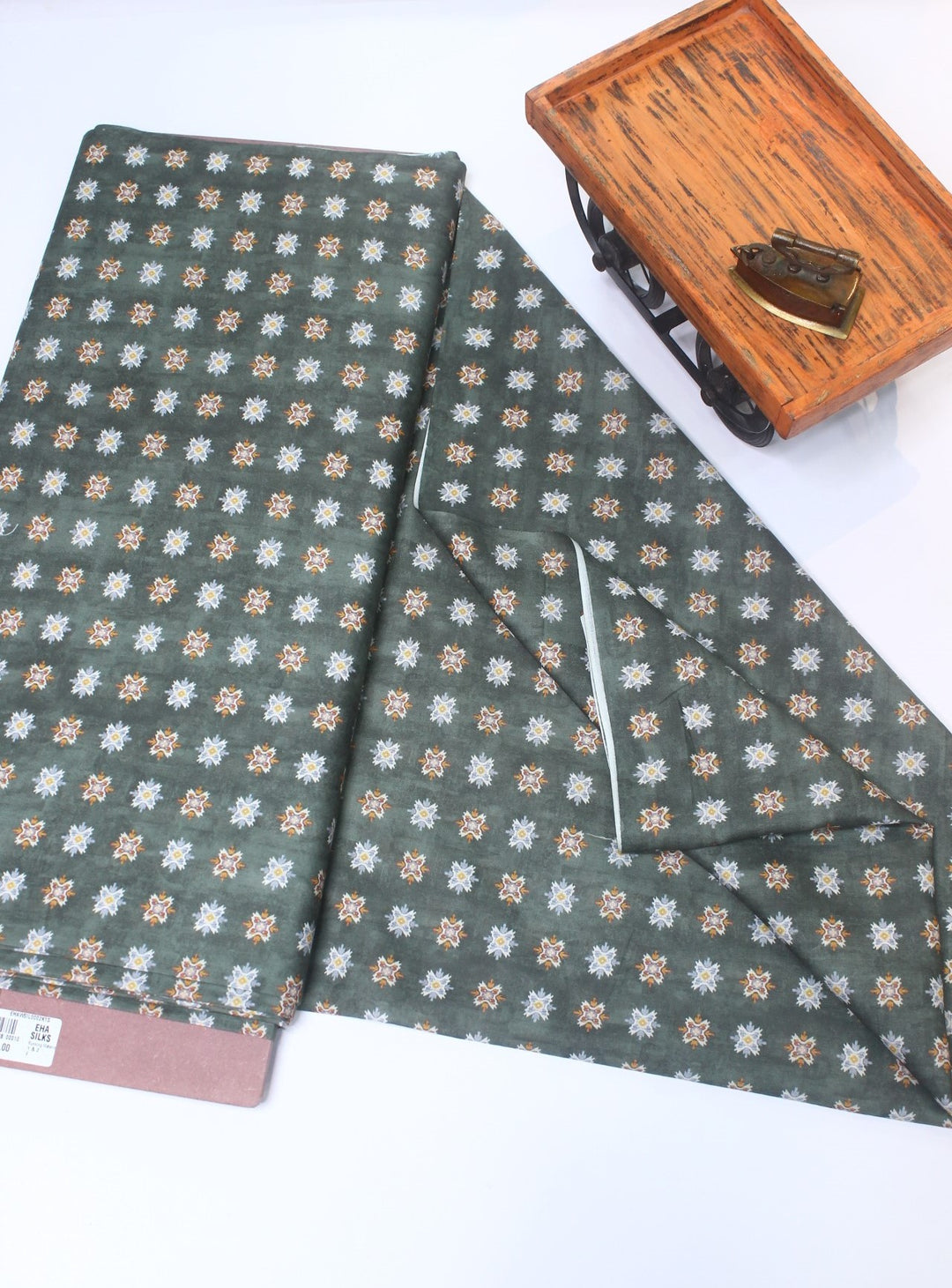Printed muslin fabric