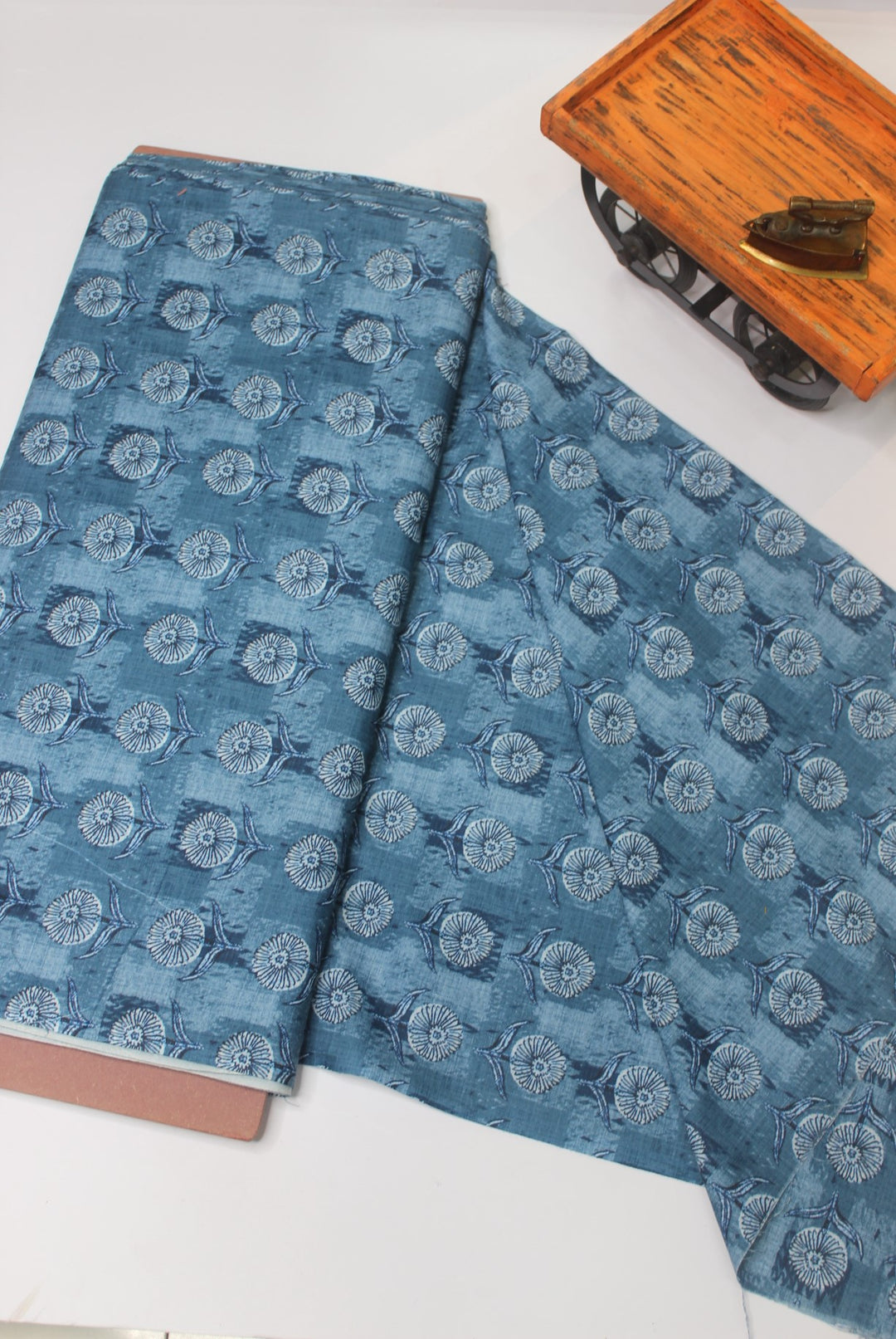 Printed muslin fabric