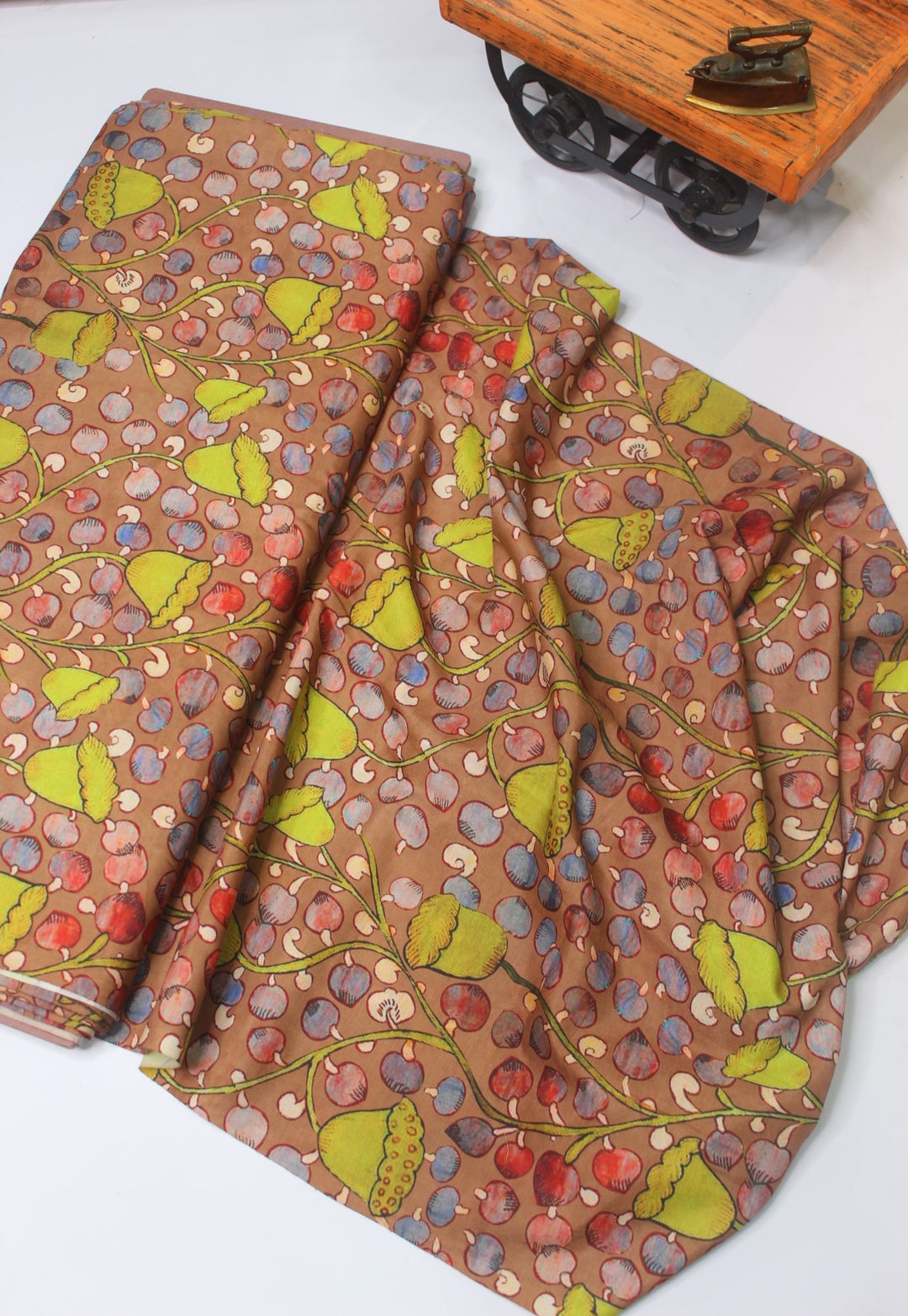 Printed muslin fabric
