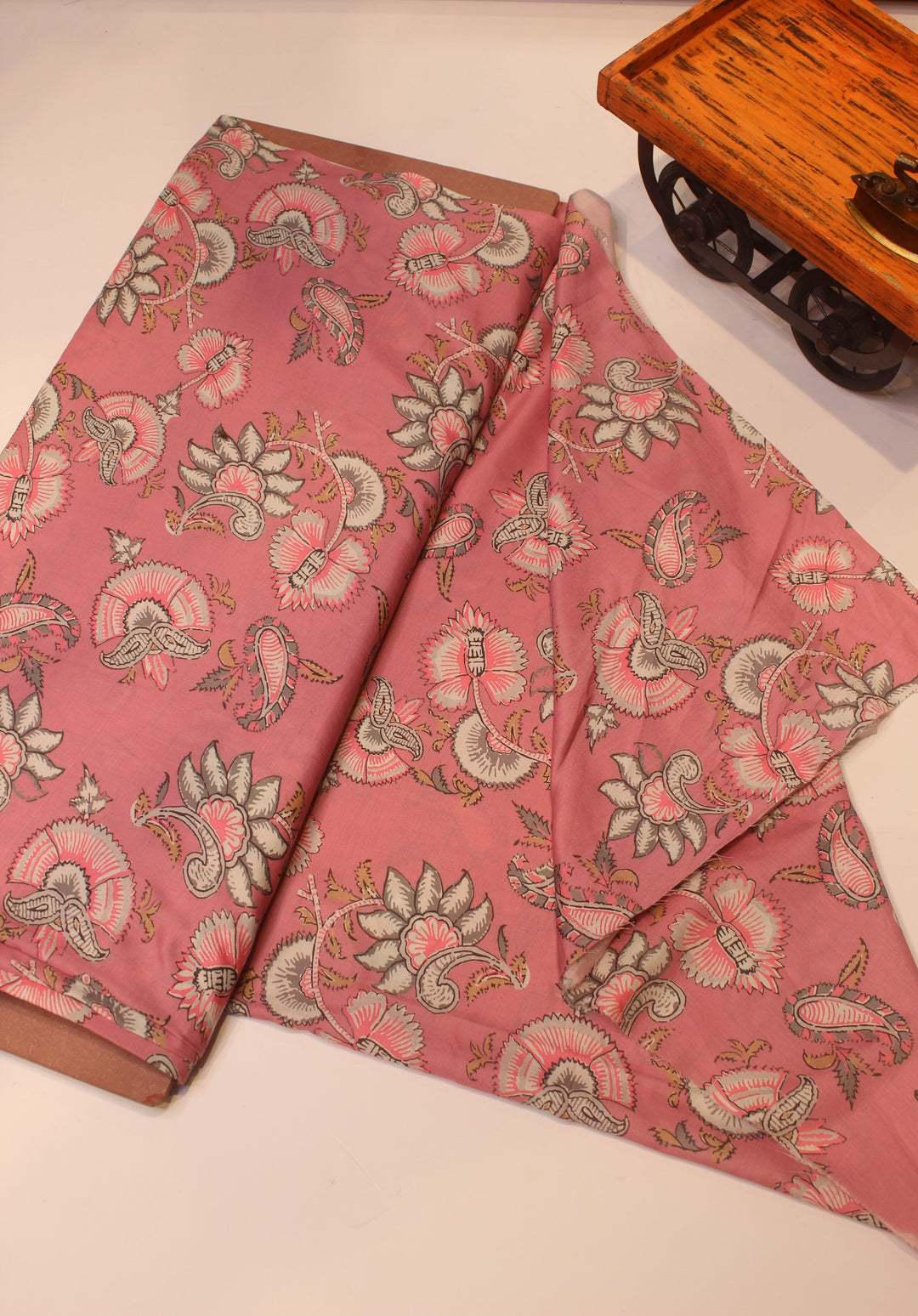 Printed muslin fabric