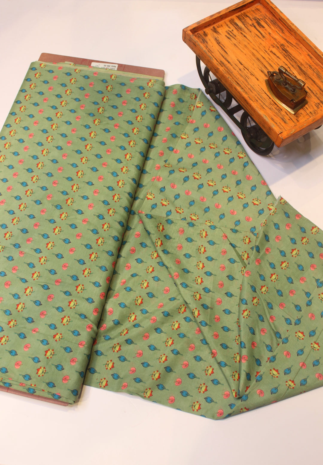 Printed muslin fabric