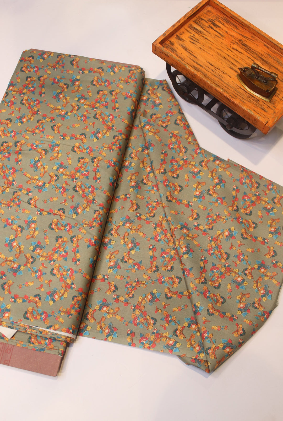 Printed muslin fabric
