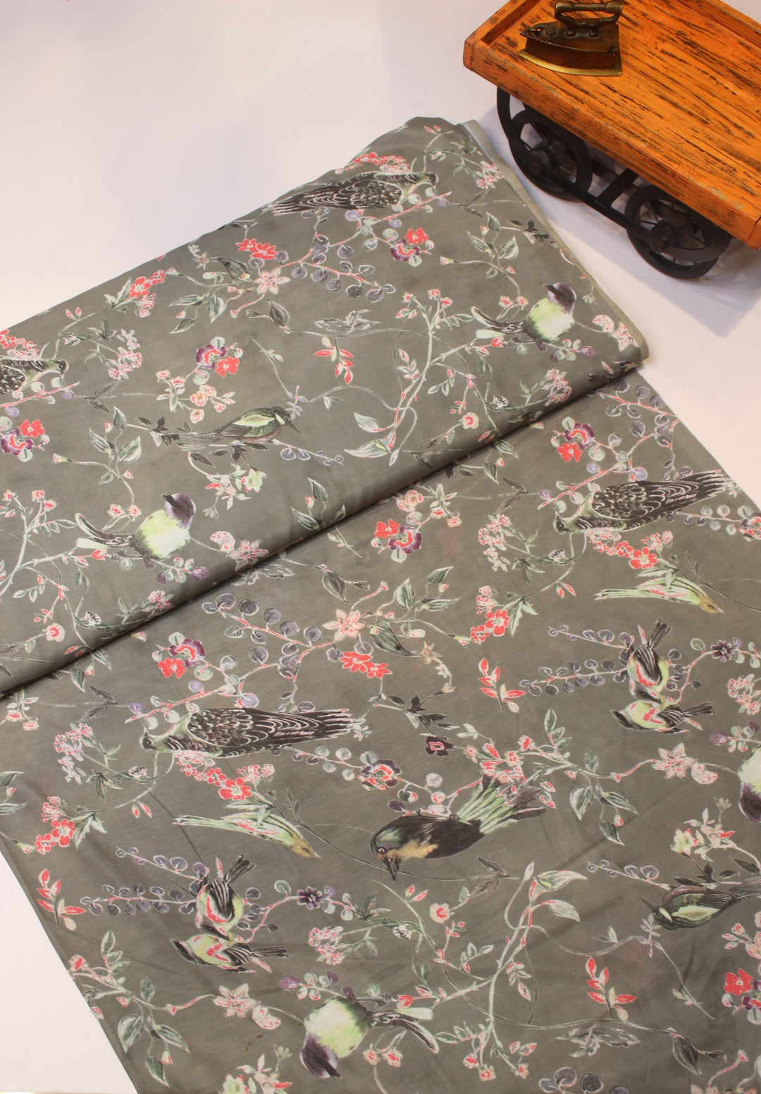 Printed muslin fabric