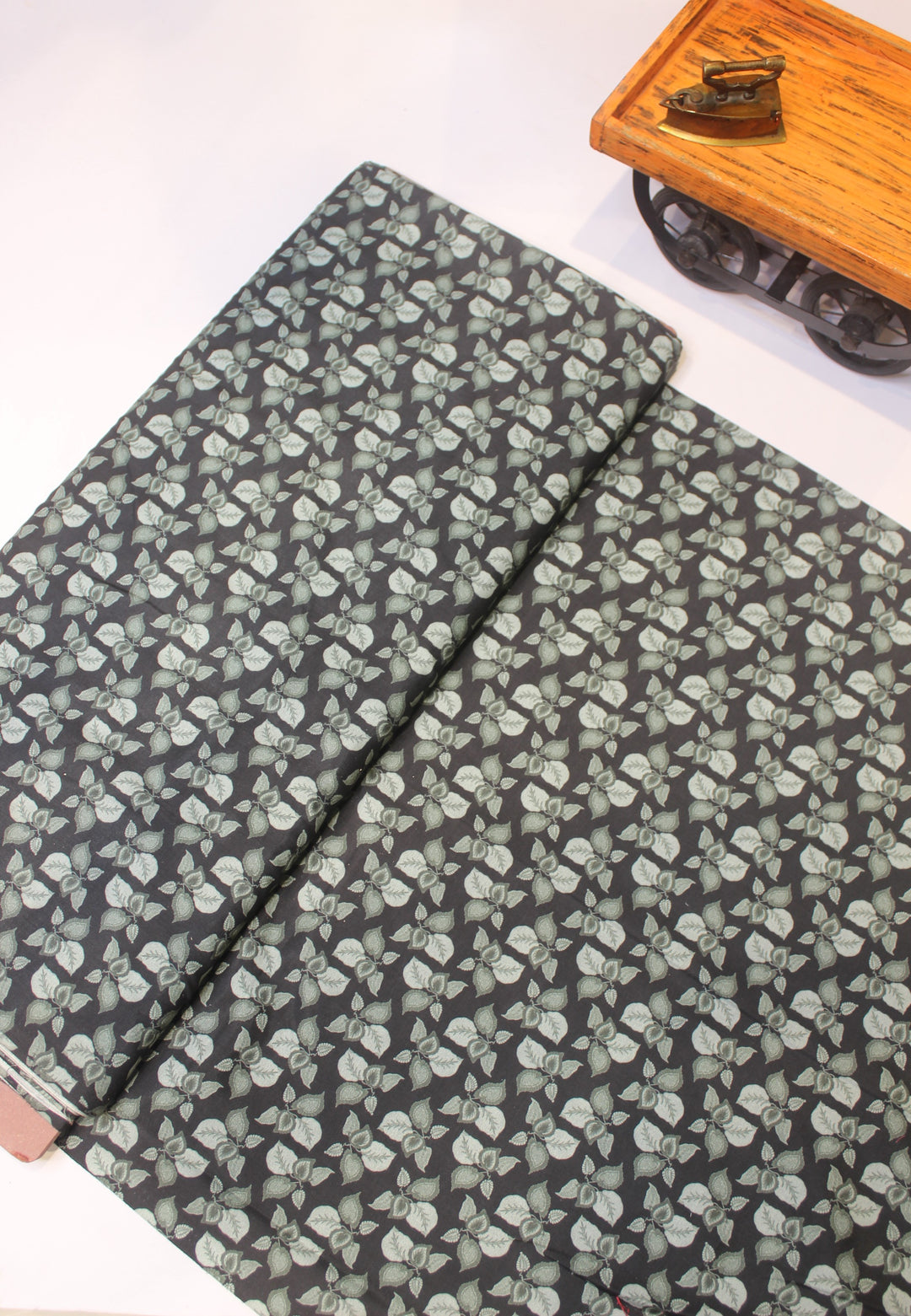 Printed muslin fabric
