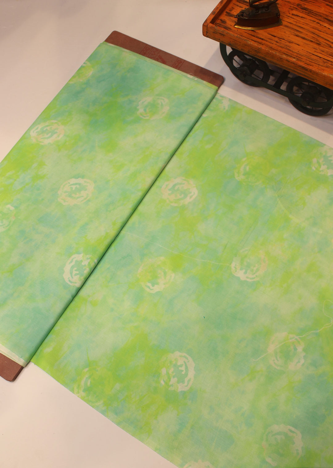 Printed muslin fabric
