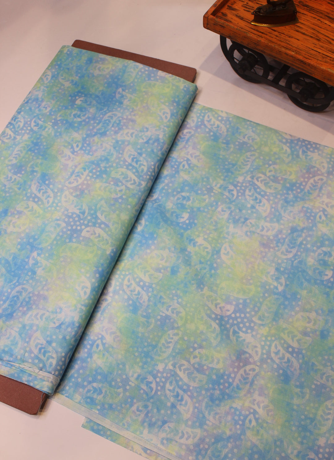 Printed muslin fabric