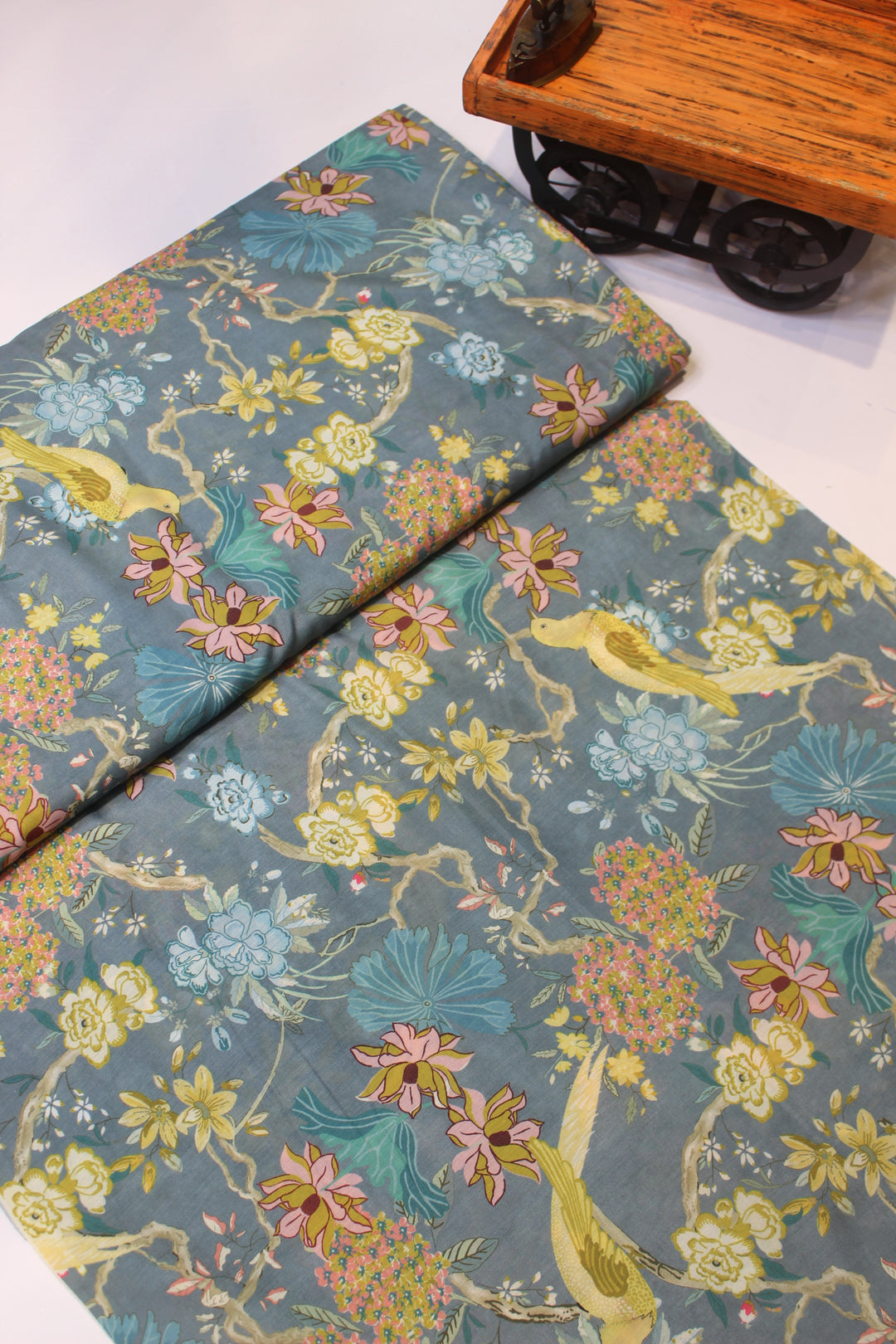 Printed muslin fabric