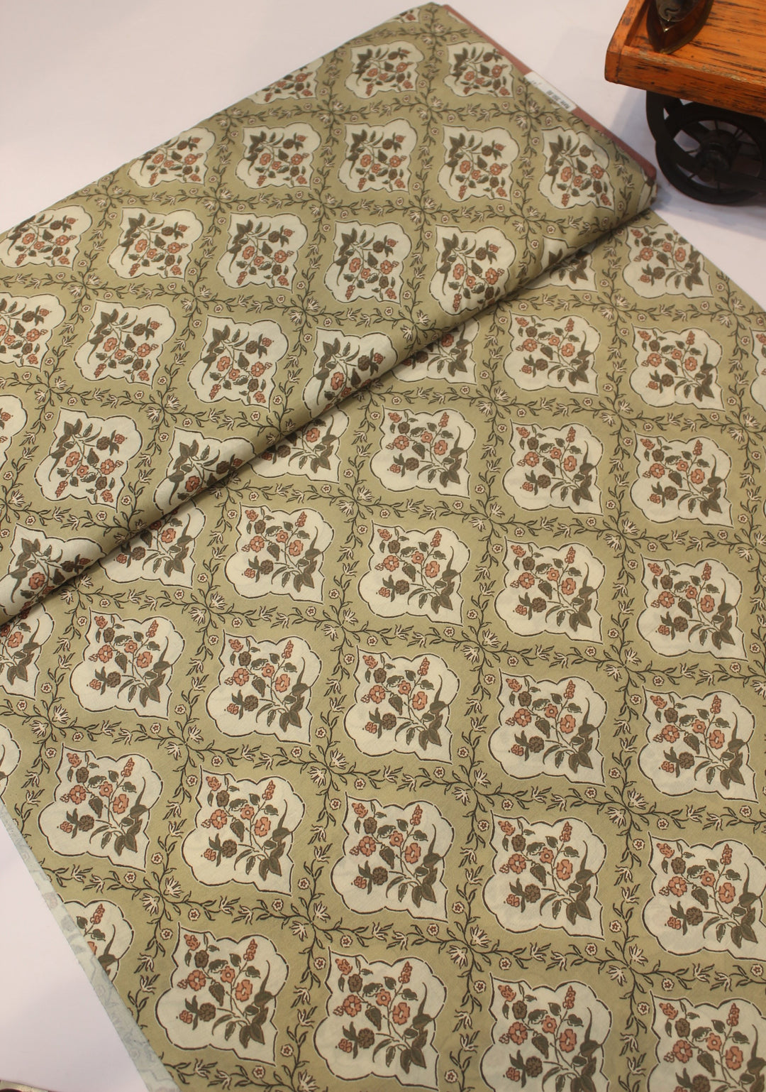 Printed muslin fabric