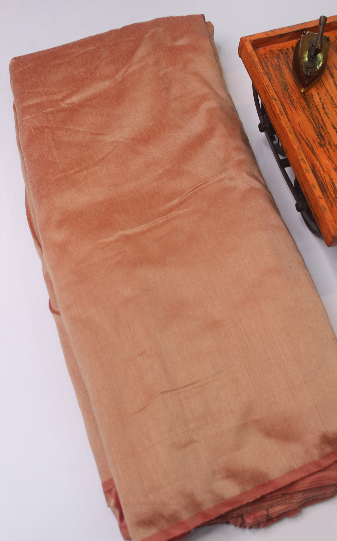 Raw silk fabric