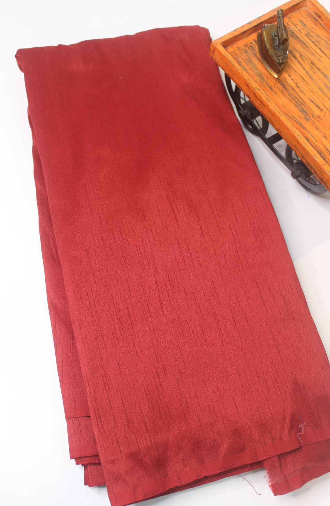Raw silk fabric