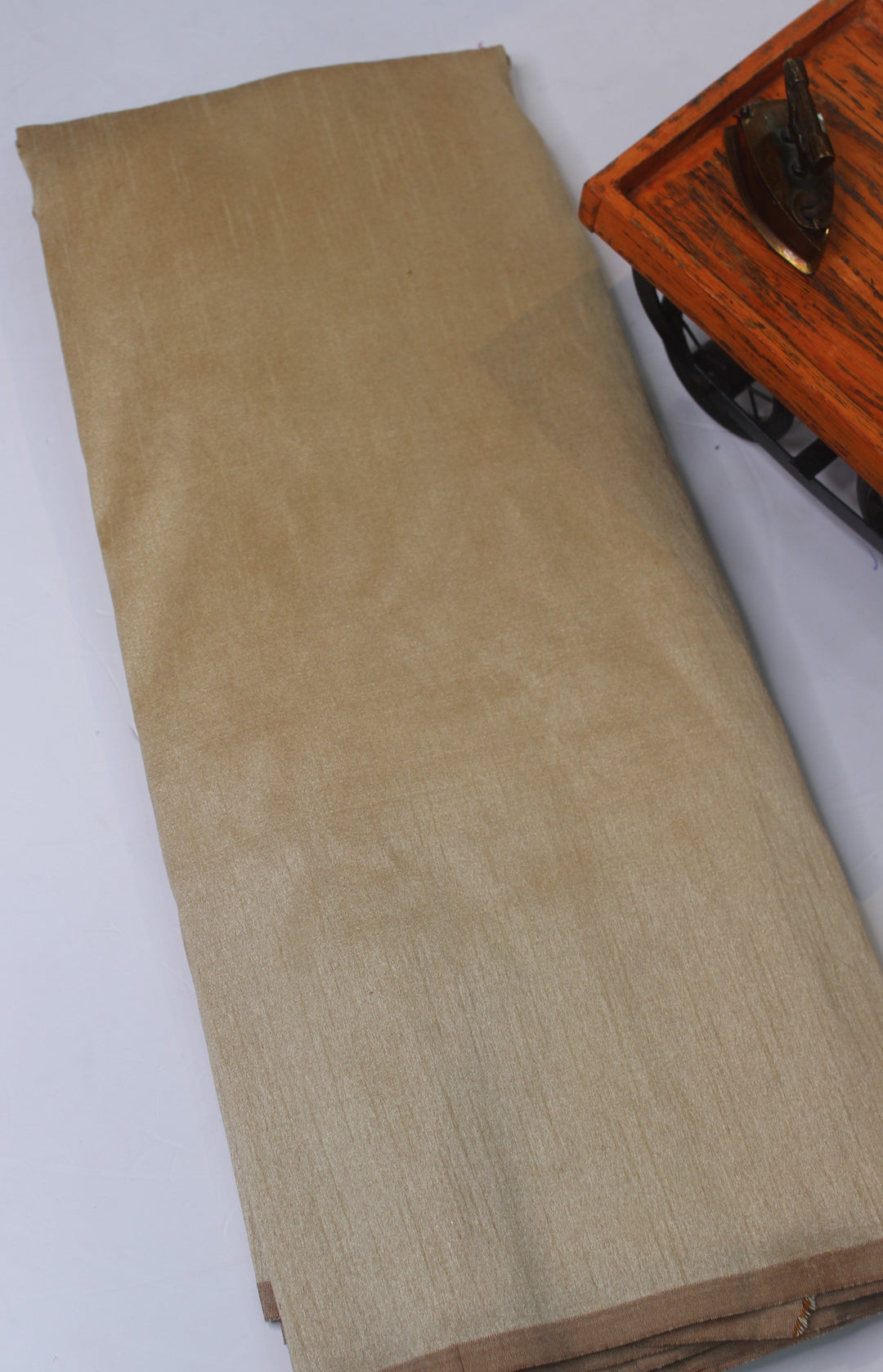 Raw silk fabric