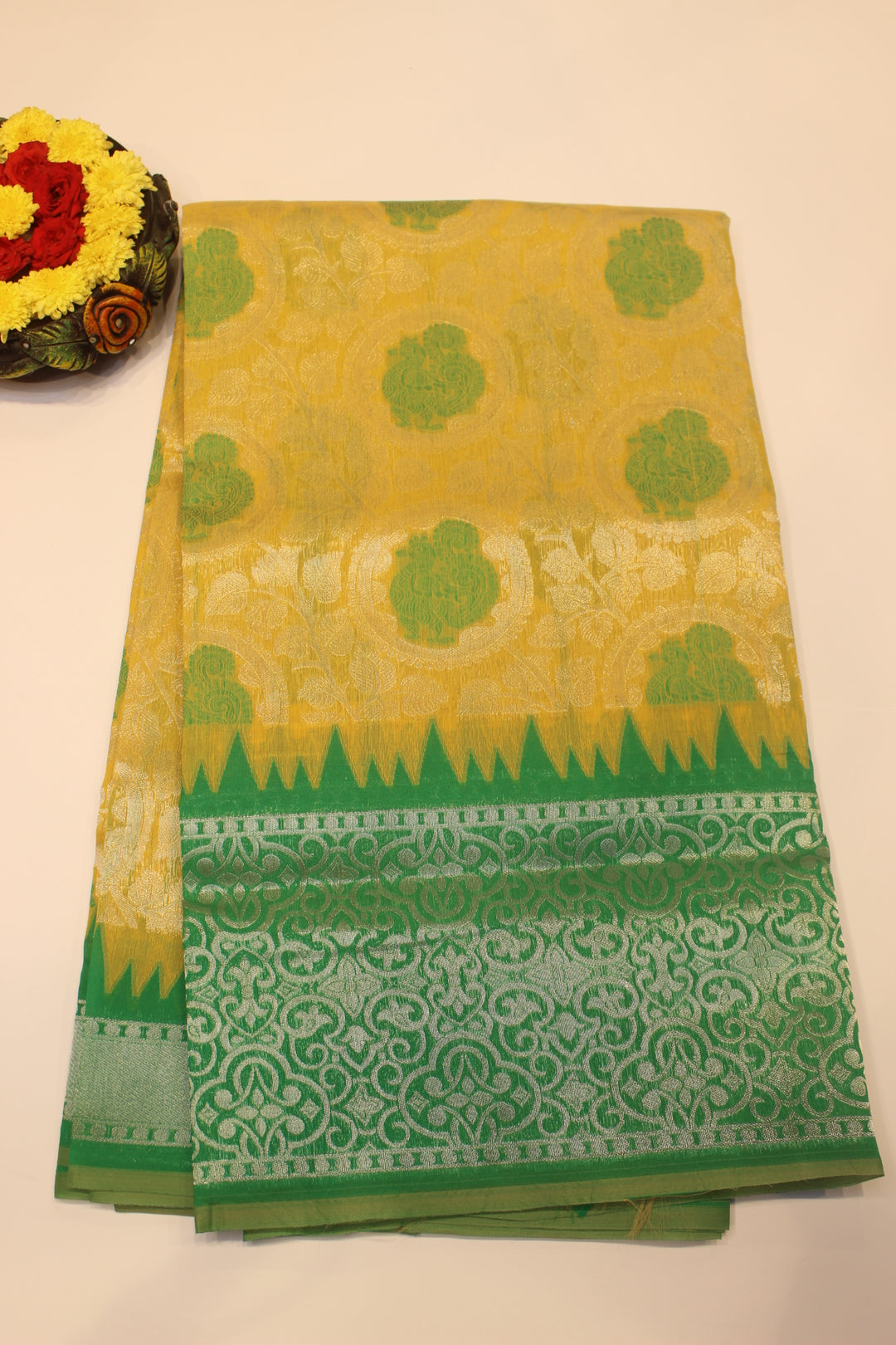 Tissue Gadwal Saree