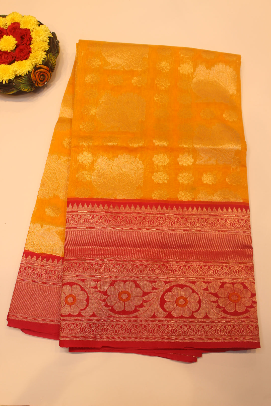 Tissue Gadwal Saree