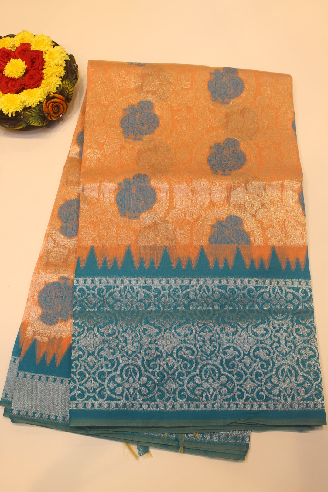 Tissue Gadwal Saree