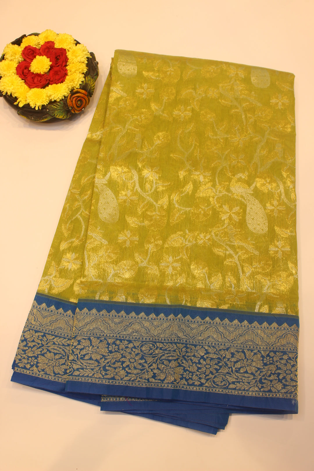 Tissue Gadwal Saree