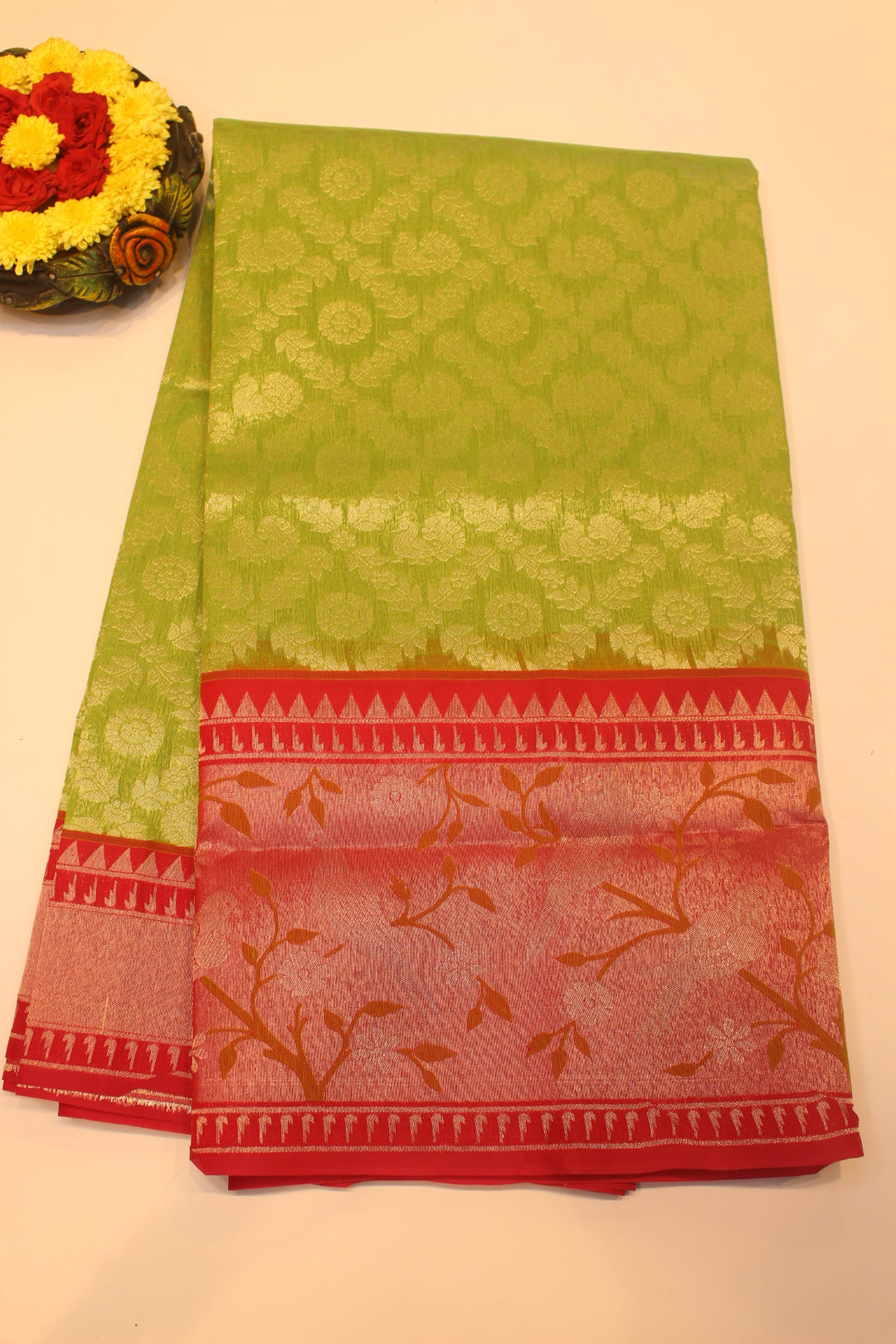 Tissue Gadwal Saree