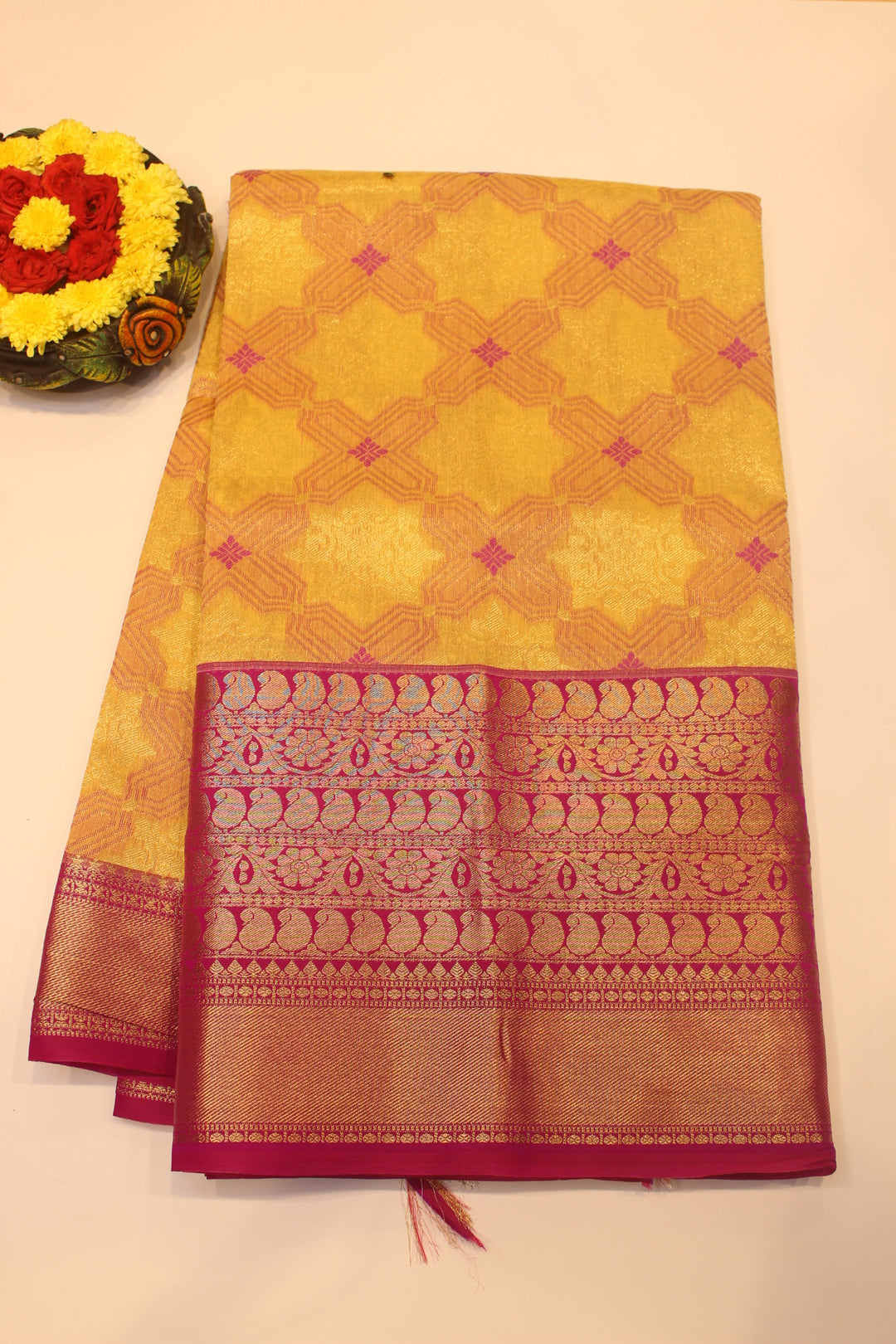 Tissue Gadwal Saree