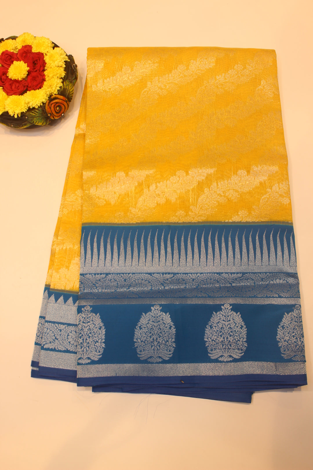 Tissue Gadwal Saree