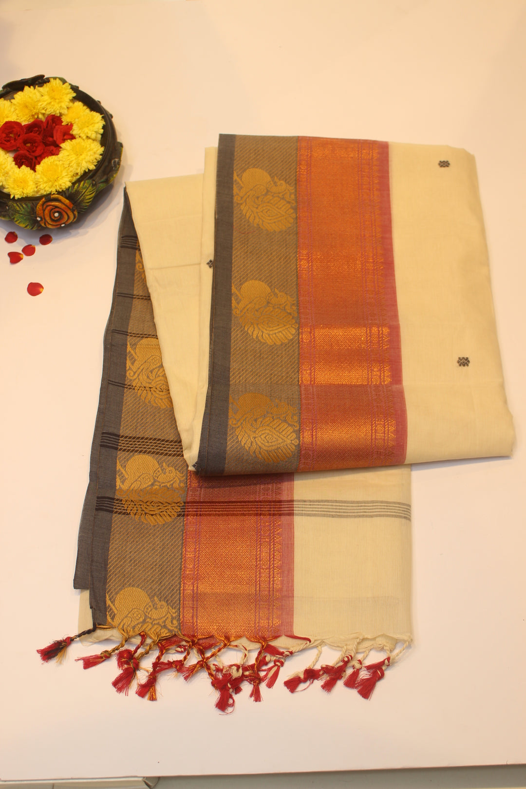 Cotton saree with Border