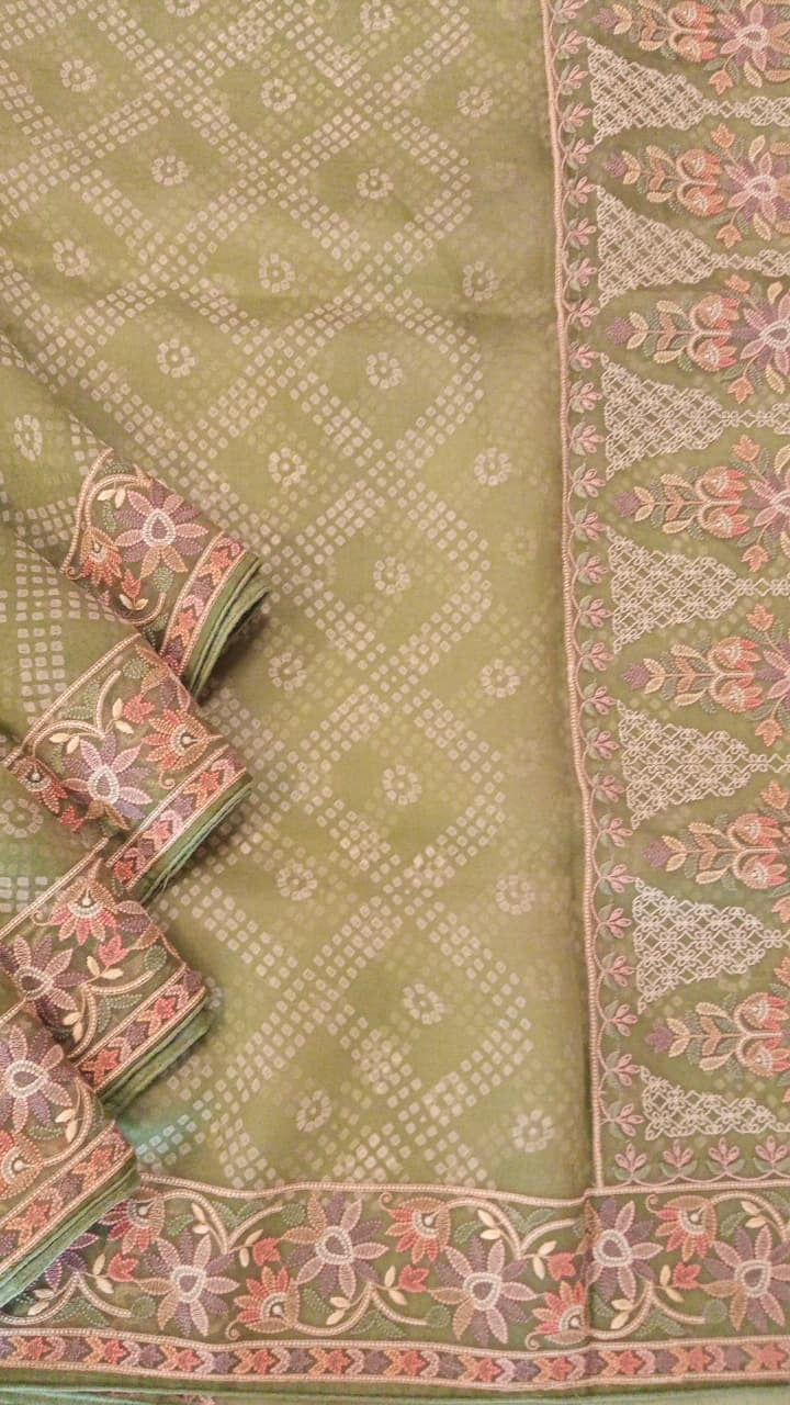 Mehandi Green Pure Organza Thread Work Saree