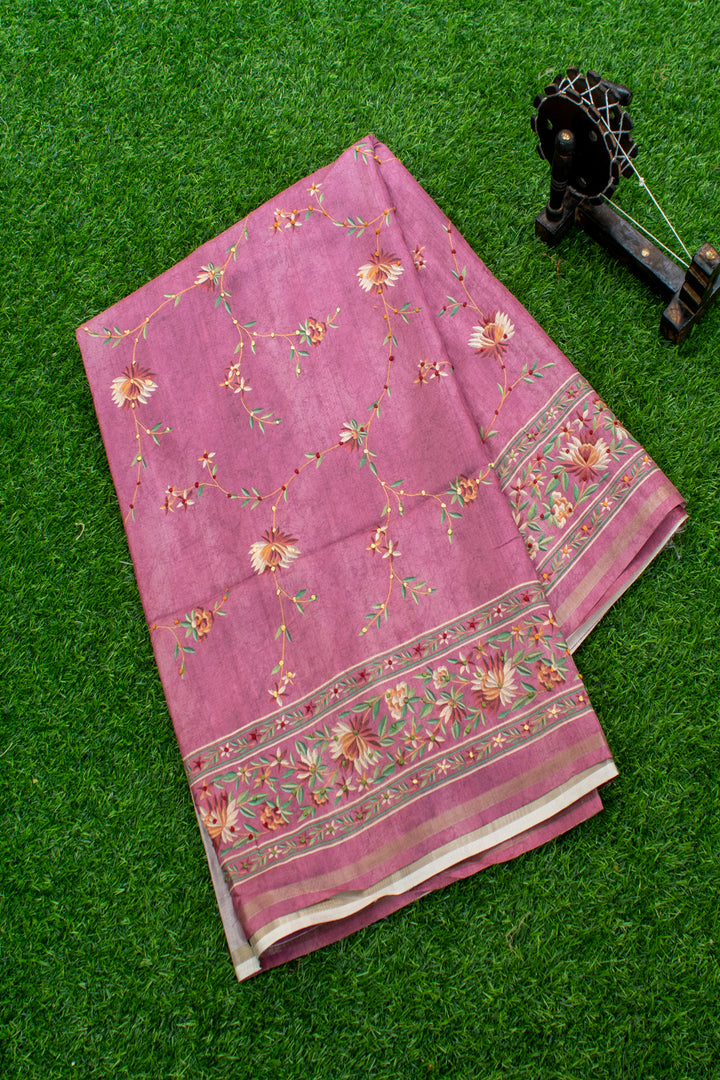 Semi Tussar Saree with French Knot work